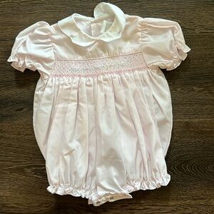 NWOT smocked bubble